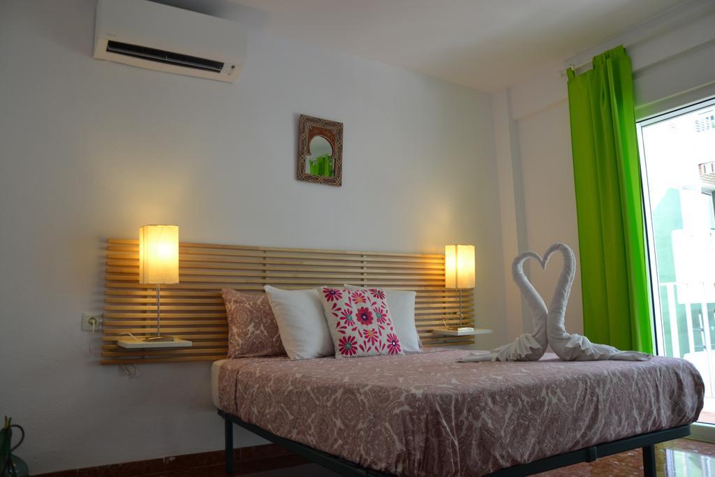 Axarquia Apartments Nerja Esterno foto