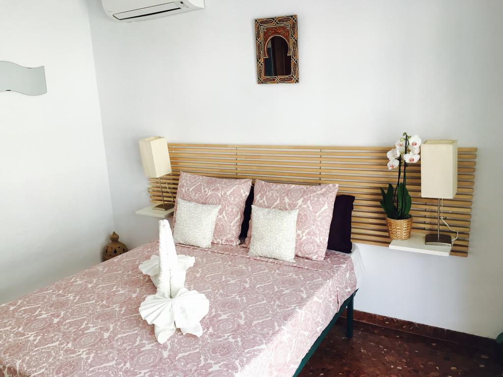 Axarquia Apartments Nerja Esterno foto